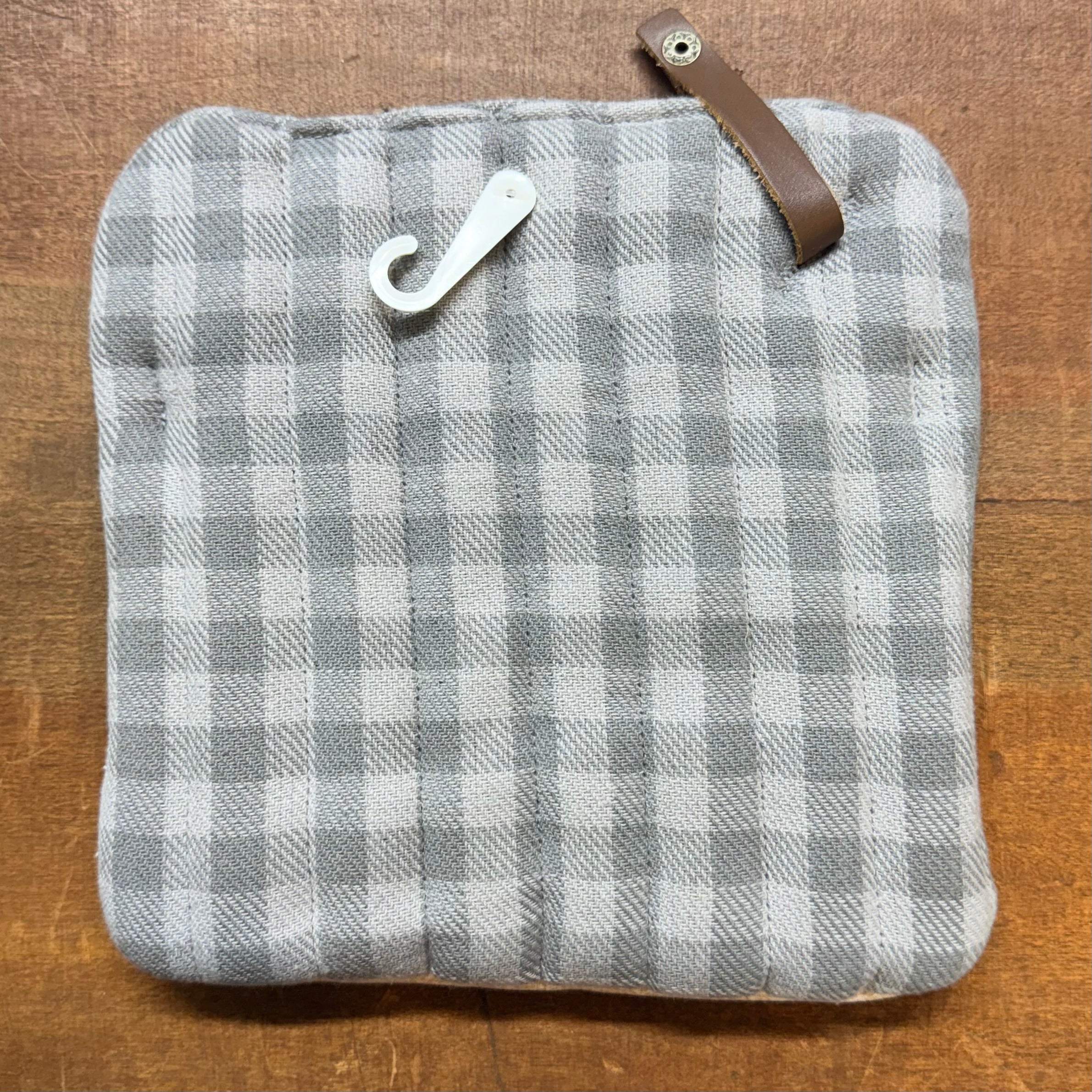 Cow & Rooster Pocket Mitt $10