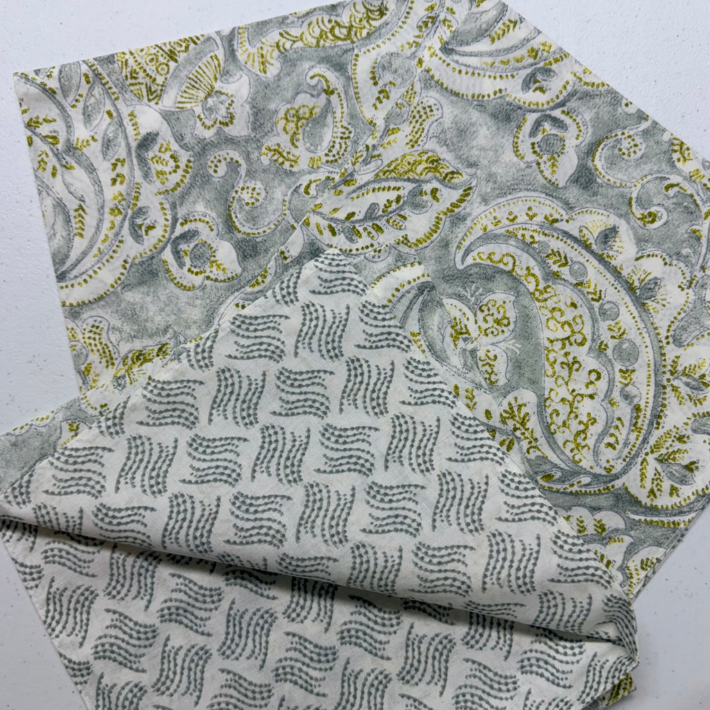 Volterra Damask Floral Cloth Napkins $28