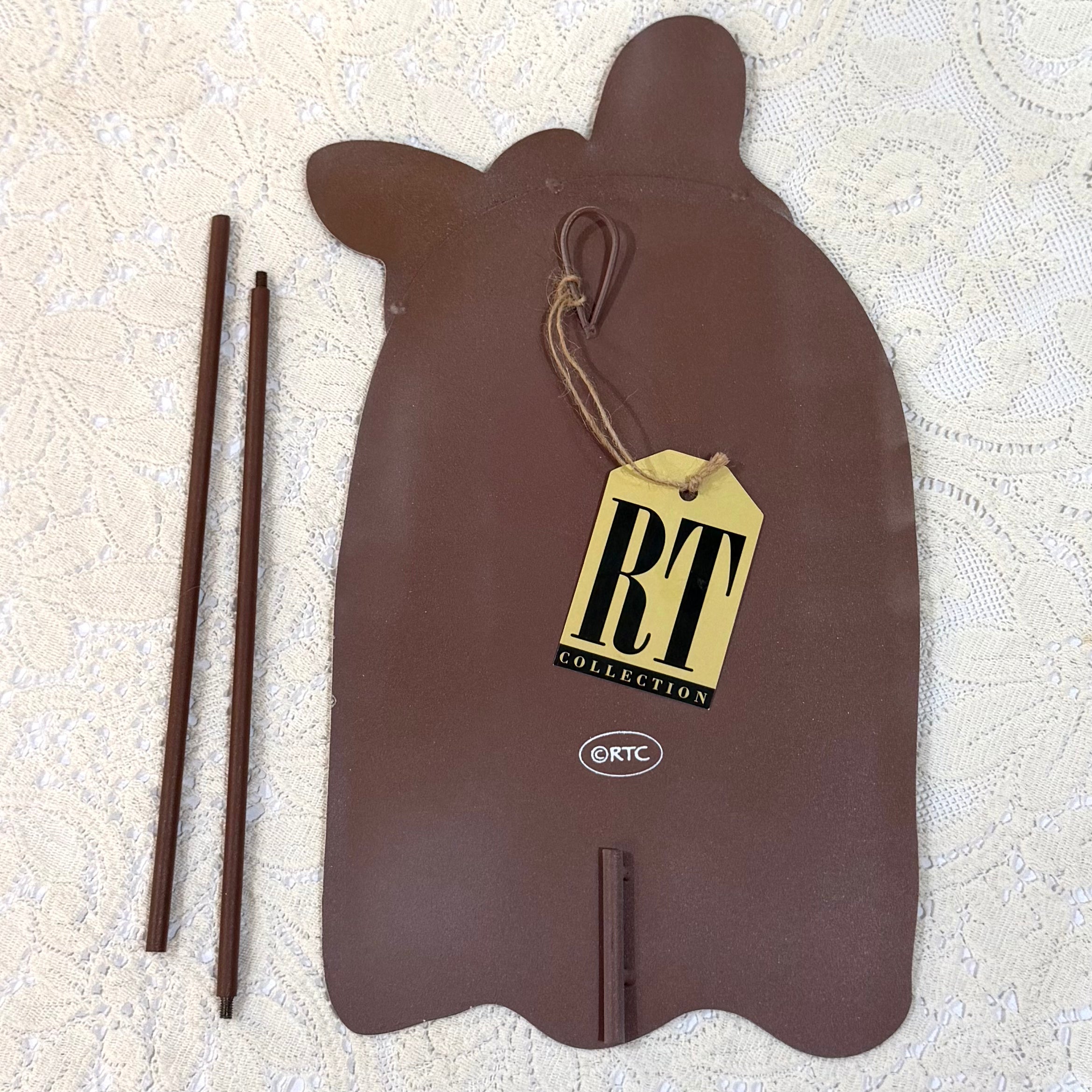 Round Top Girl Ghost $25