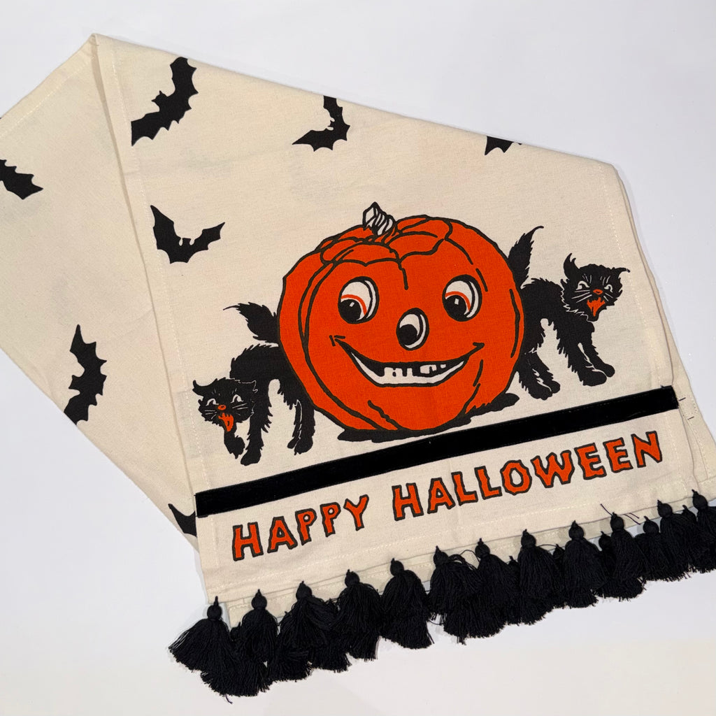 Vintage Style Halloween Runner $28